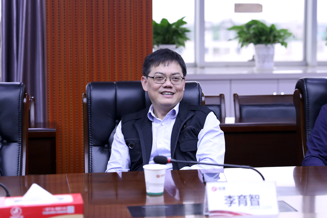 李育智来司调研(图3) 李育智来司调研(图3)